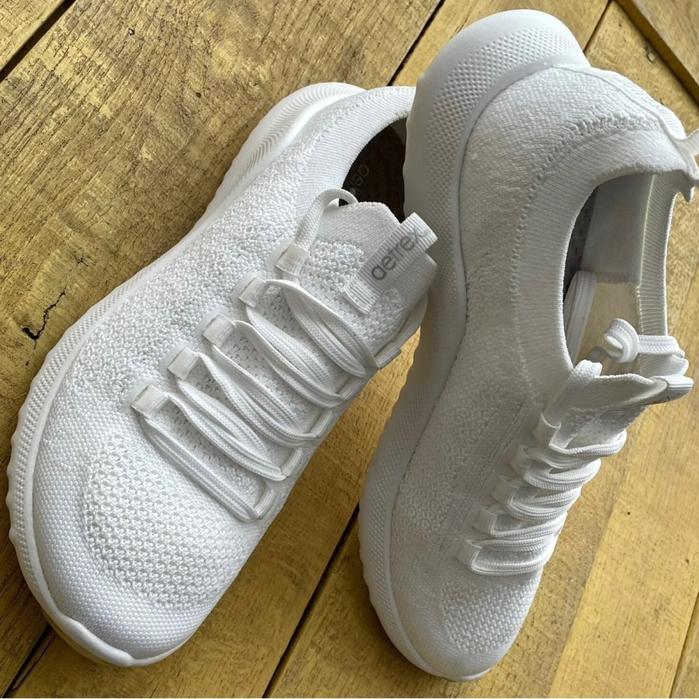 Aetrex women’s athletic shoes size 7.5-8, NWOT!!